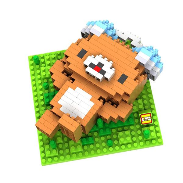 LOZ 9434 Brown Bear Listening