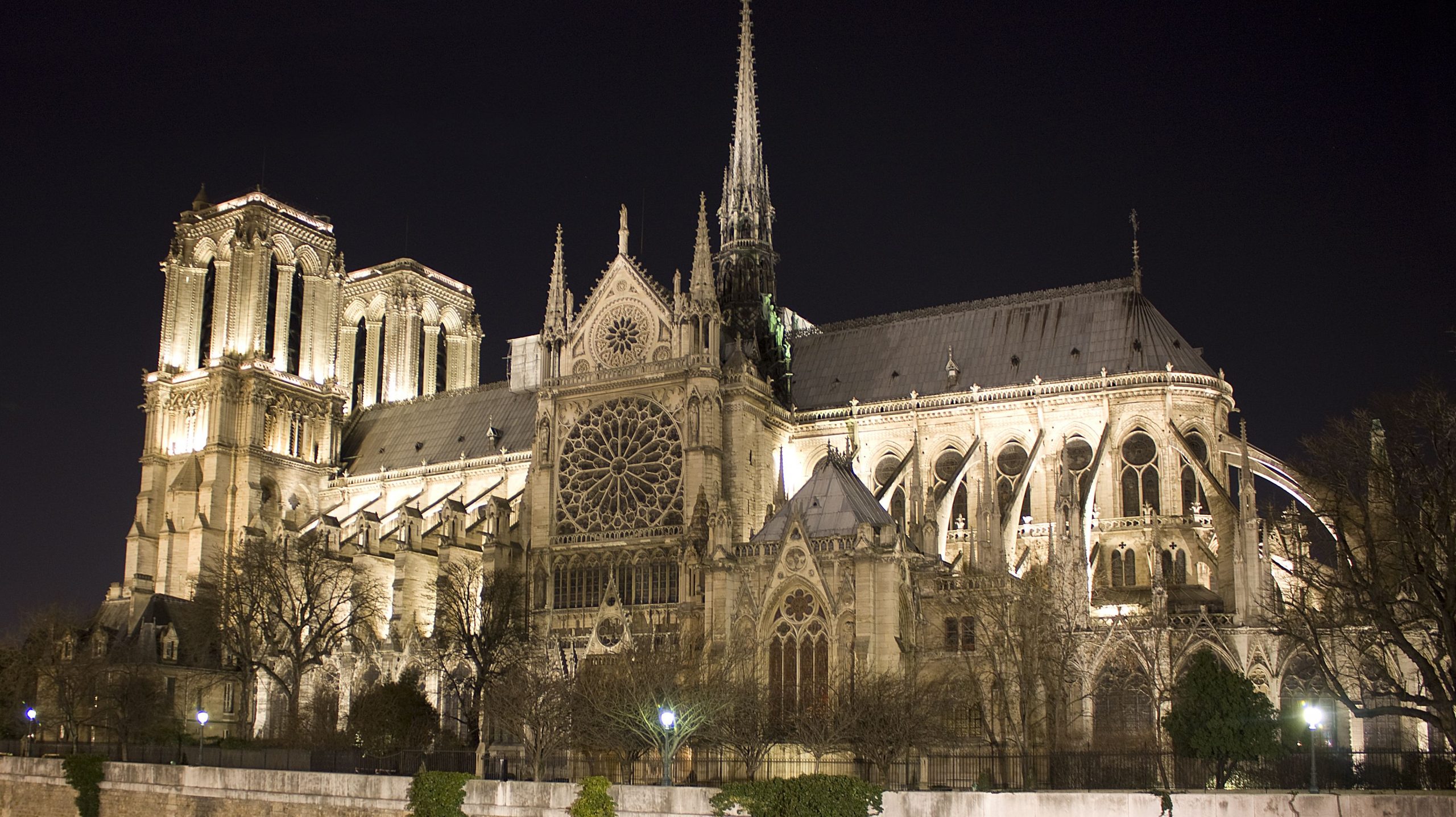 YZ 076 Notre-Dame de Paris