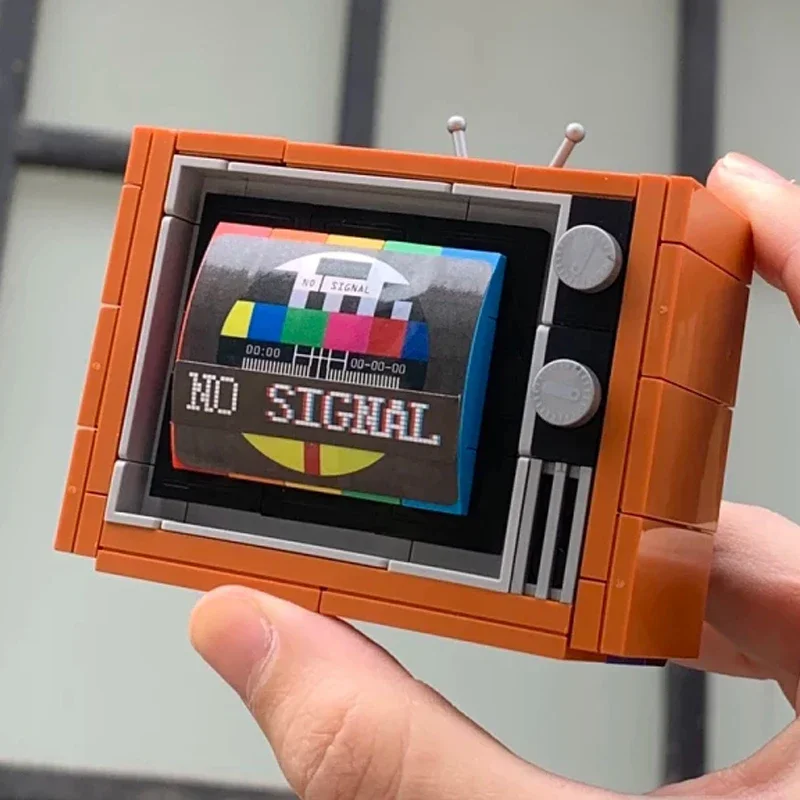 JAKI 8210 Retro Antique Color Television Antenna TV Set JAKI 8210 Retro Antique Color Television Antenna TV Set